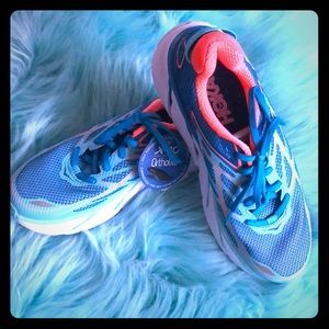 Hoka One One Clifton 3 Tiffany blue & Coral